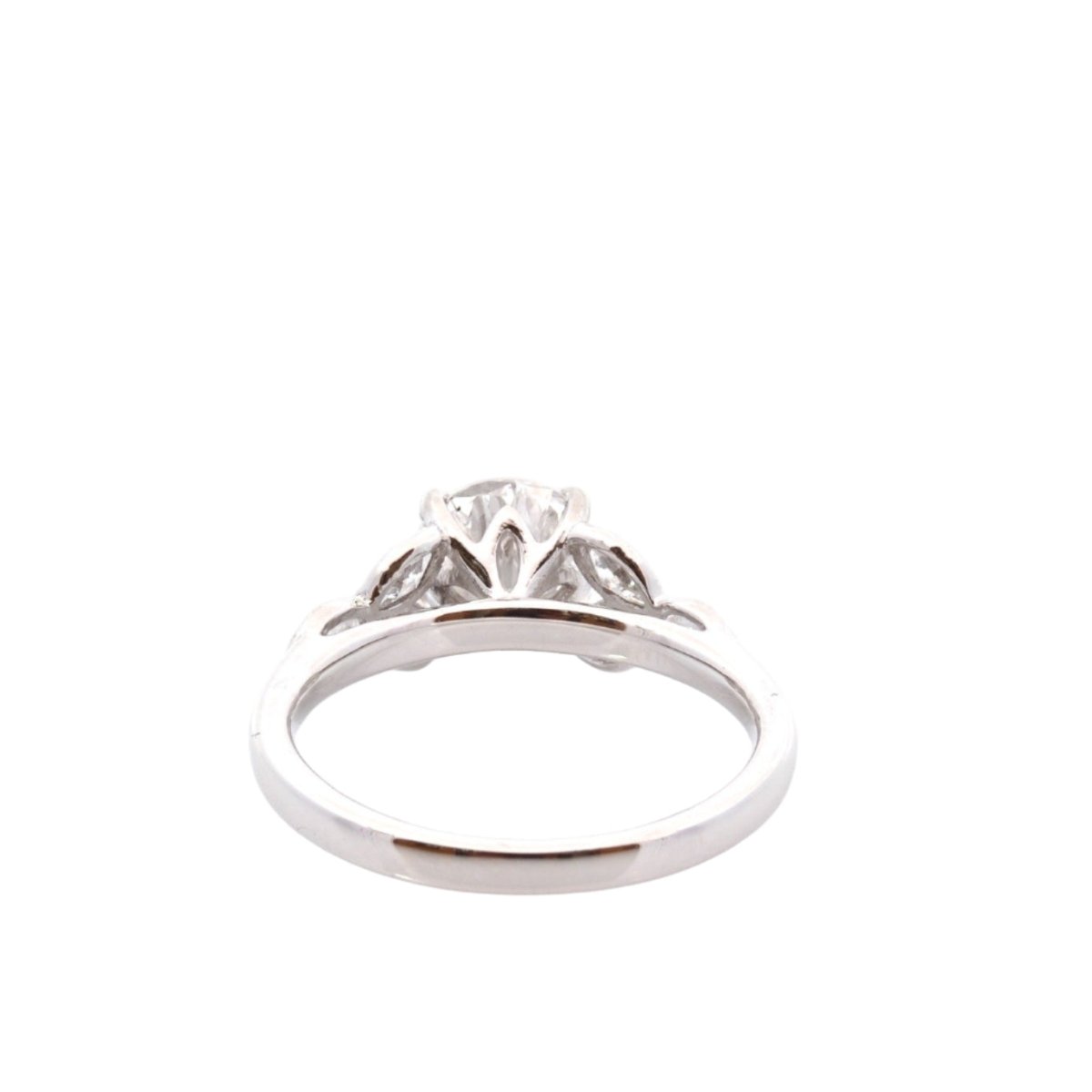 Bague Solitaire en platine et diamants - Castafiore