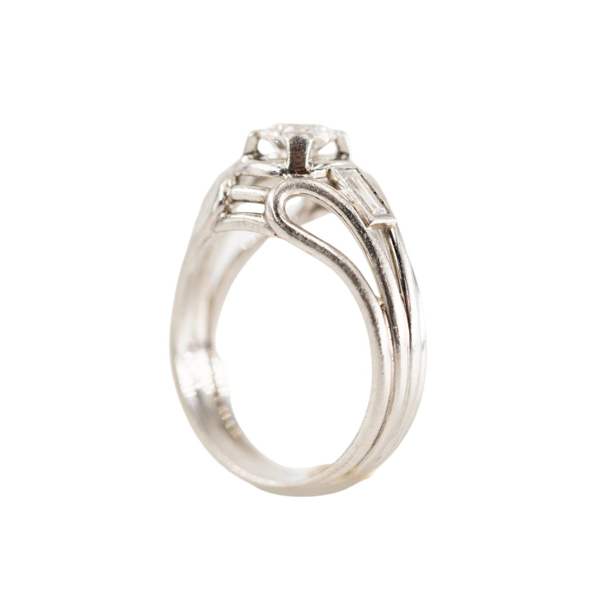 Bague Solitaire en platine et diamants - Castafiore