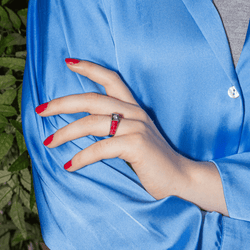 Bague Solitaire KORLOFF en or blanc, laque et diamant - Castafiore