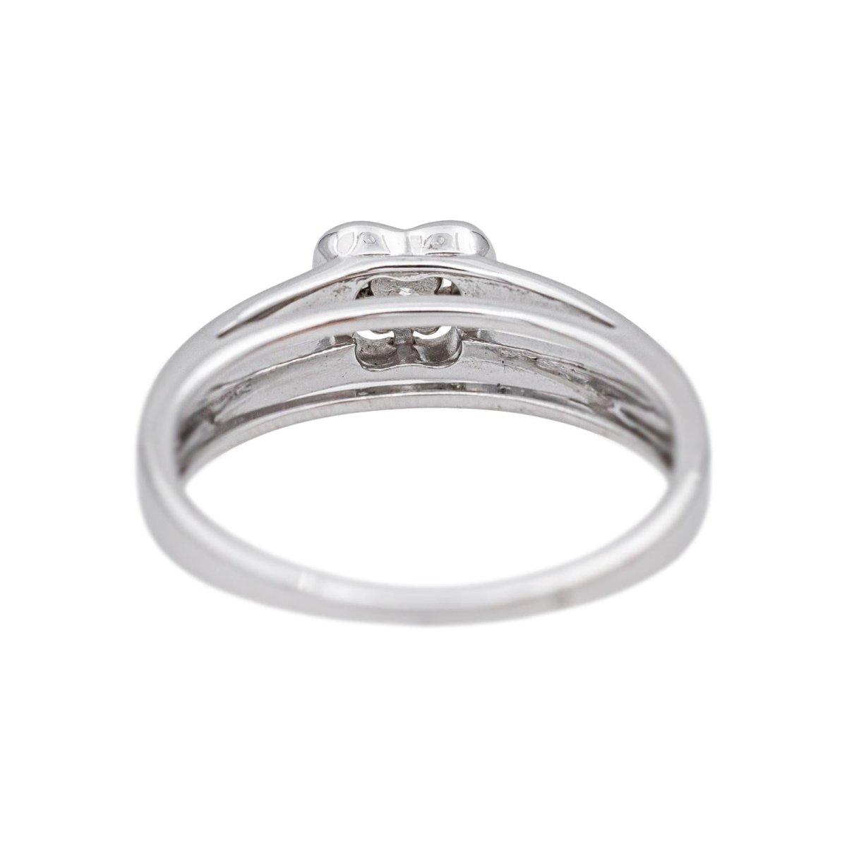 Bague Solitaire MAUBOUSSIN "Chance d'amour" en or blanc et diamants - Castafiore