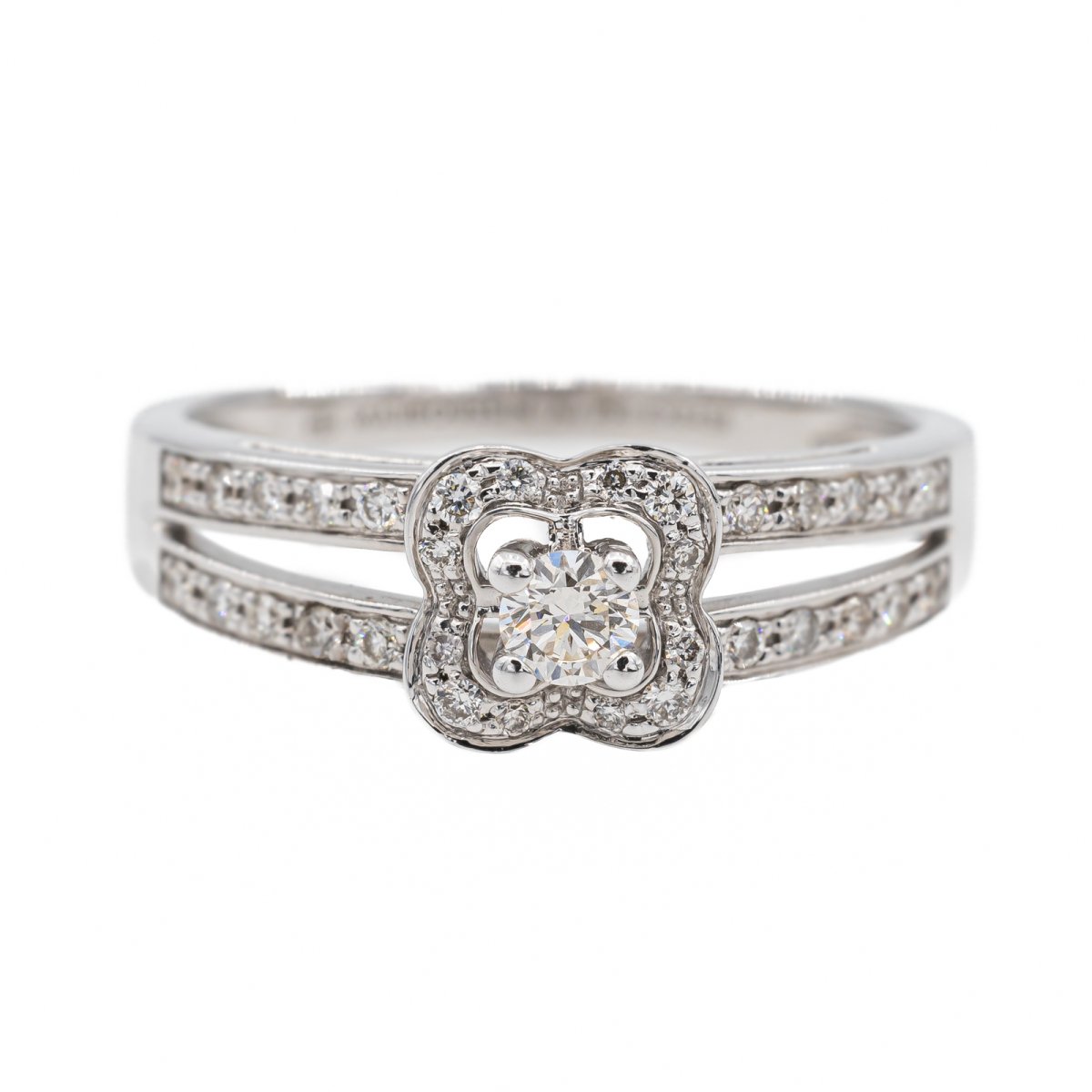 Bague Solitaire MAUBOUSSIN "Chance of Love" en Or blanc et Diamant - Castafiore