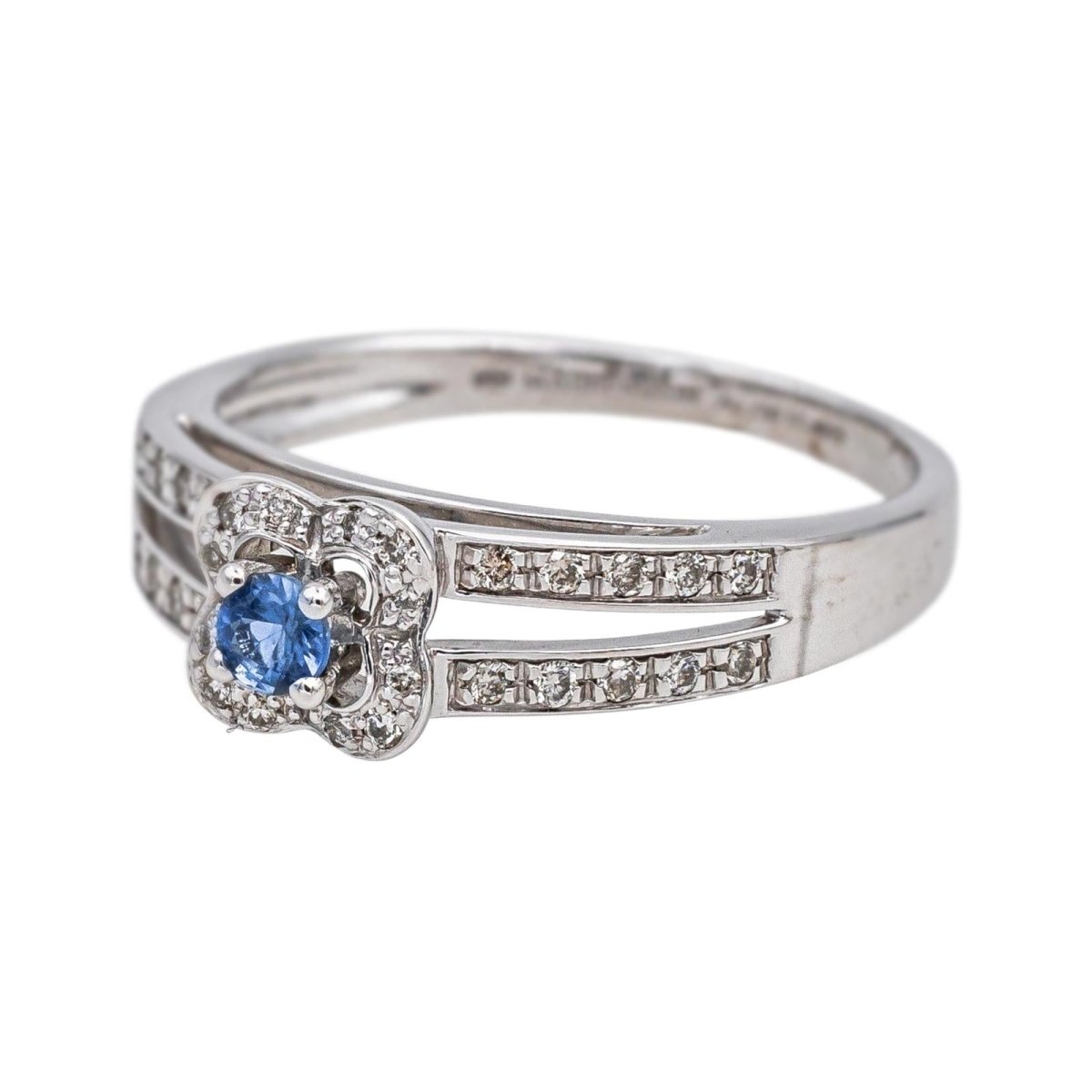 Bague Solitaire MAUBOUSSIN "Chance of Love" en or blanc, saphir et diamants - Castafiore