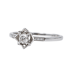 Bague Solitaire MAUBOUSSIN "Ma Reine d'Amour n°2" en or blanc et diamants - Castafiore