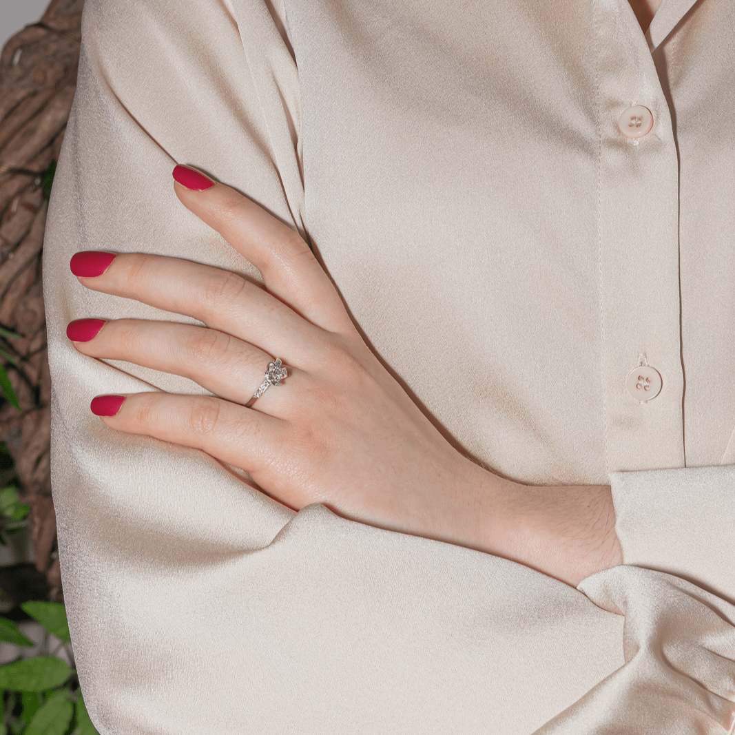 Bague Solitaire MAUBOUSSIN "Sacré Désir N°2" en or blanc et diamants - Castafiore