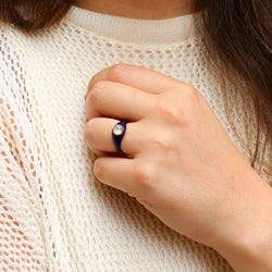 Bague solitaire or jaune diamant émail bleu - Castafiore