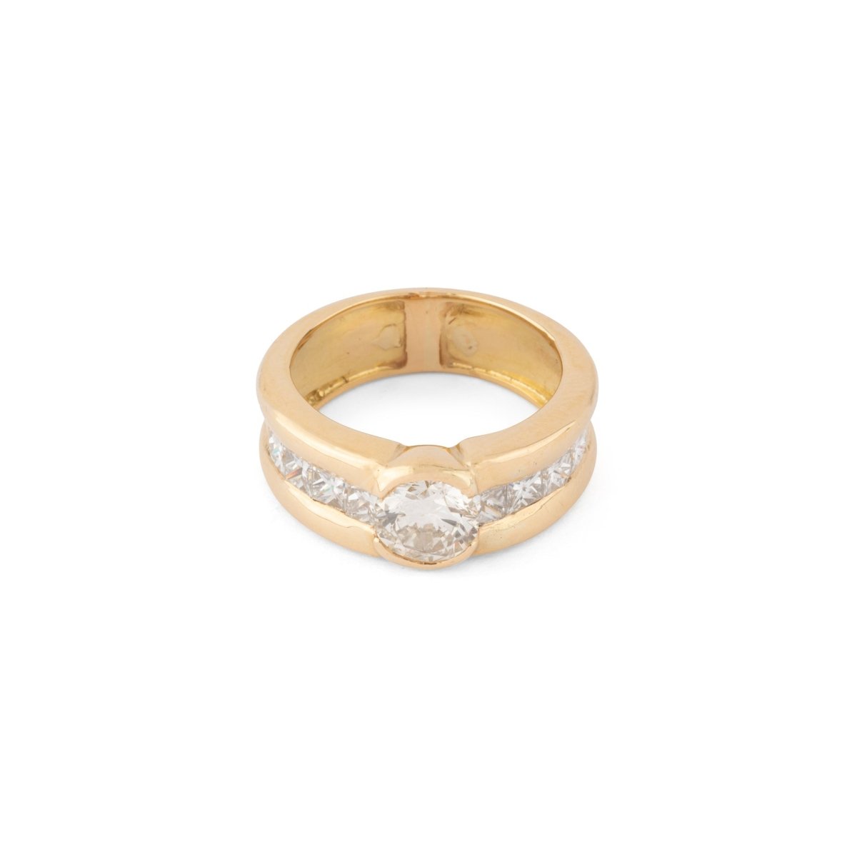 Bague solitaire ornée d'un diamant taille brillant d'environ 1,21 cts - Castafiore