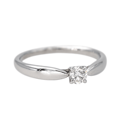 Bague Solitaire TIFFANY & CO "Harmony" en platine et diamant - Castafiore