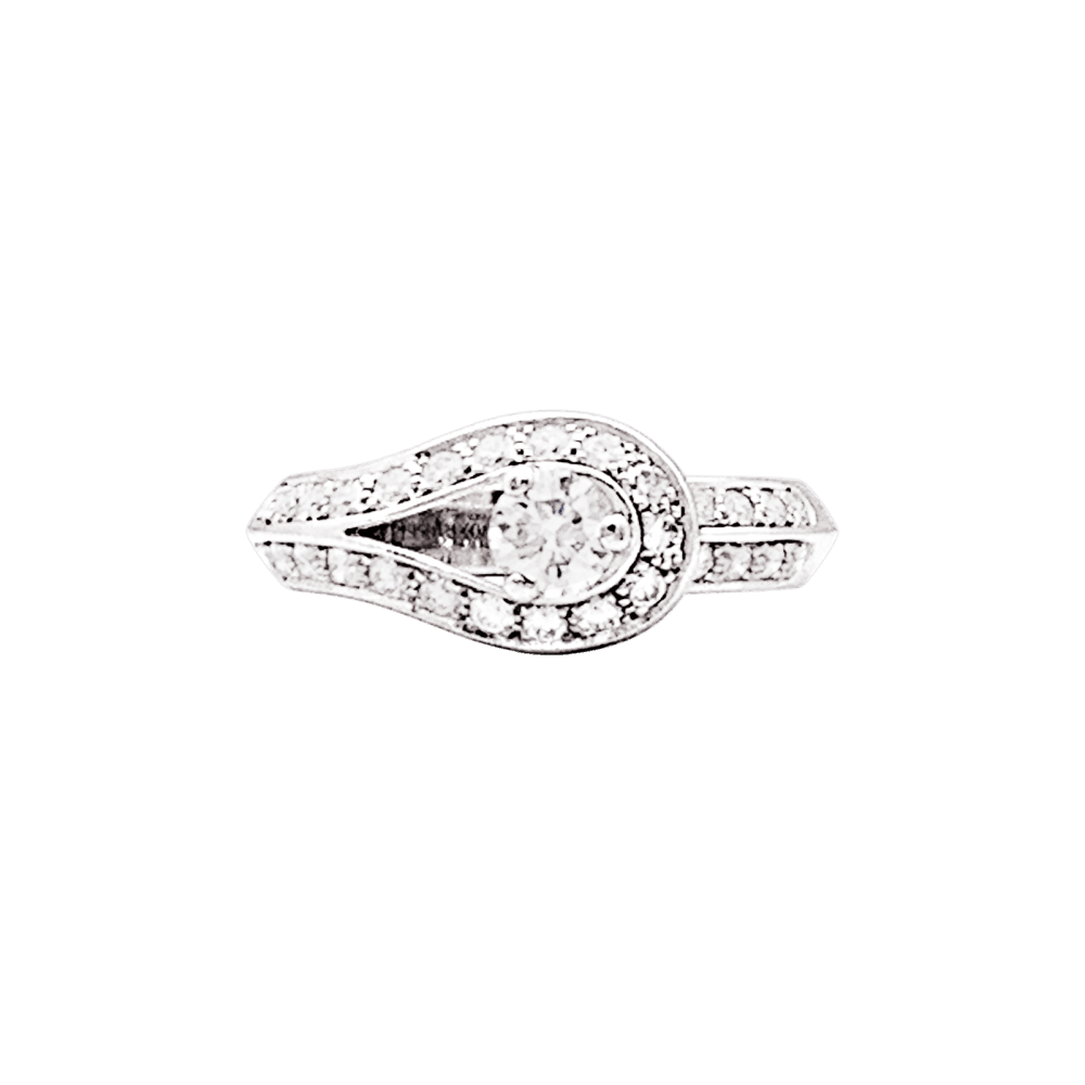 Bague Solitaire VAN CLEEF & ARPELS "Solitaire Couture" en platine et diamants - Castafiore