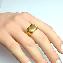 Bague style tank en or jaune - Castafiore