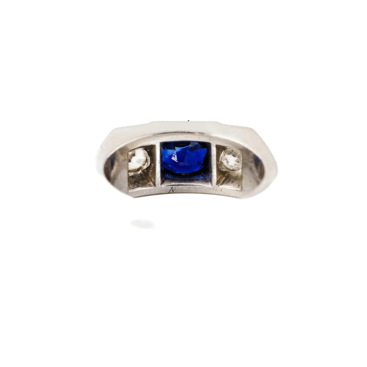 Bague Tank Art déco LOUIS HEISSLER en platine, saphir et diamants - Castafiore