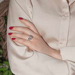 Bague Tank en or blanc et diamants - Castafiore