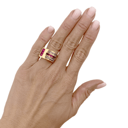 Bague Tank en or blanc, or jaune, rubis et diamants - Castafiore