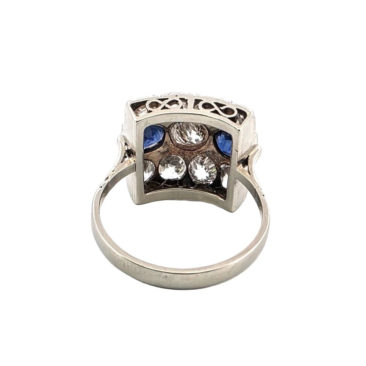Bague Tank en or blanc, saphirs et diamants - Castafiore