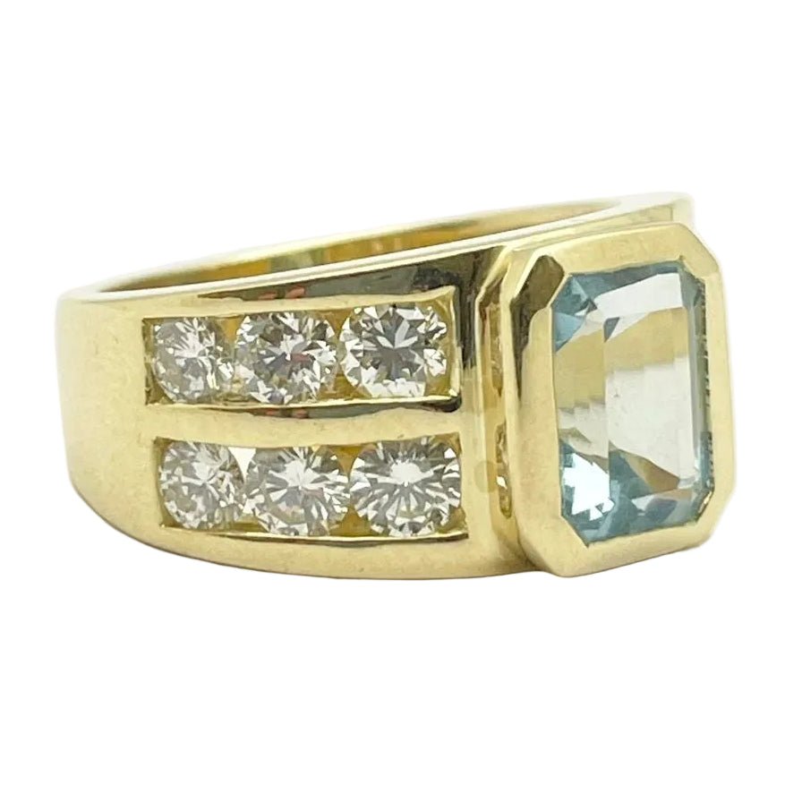 Bague Tank en or jaune, aigue - marine et diamants - Castafiore