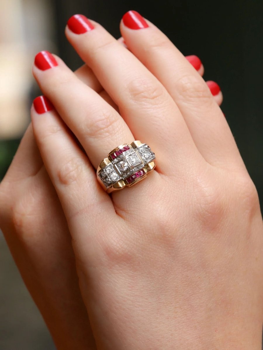 Bague Tank en or jaune, platine, diamant et rubis - Castafiore