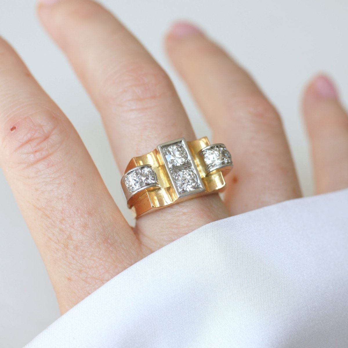 Bague Tank en or jaune, platine et diamants - Castafiore