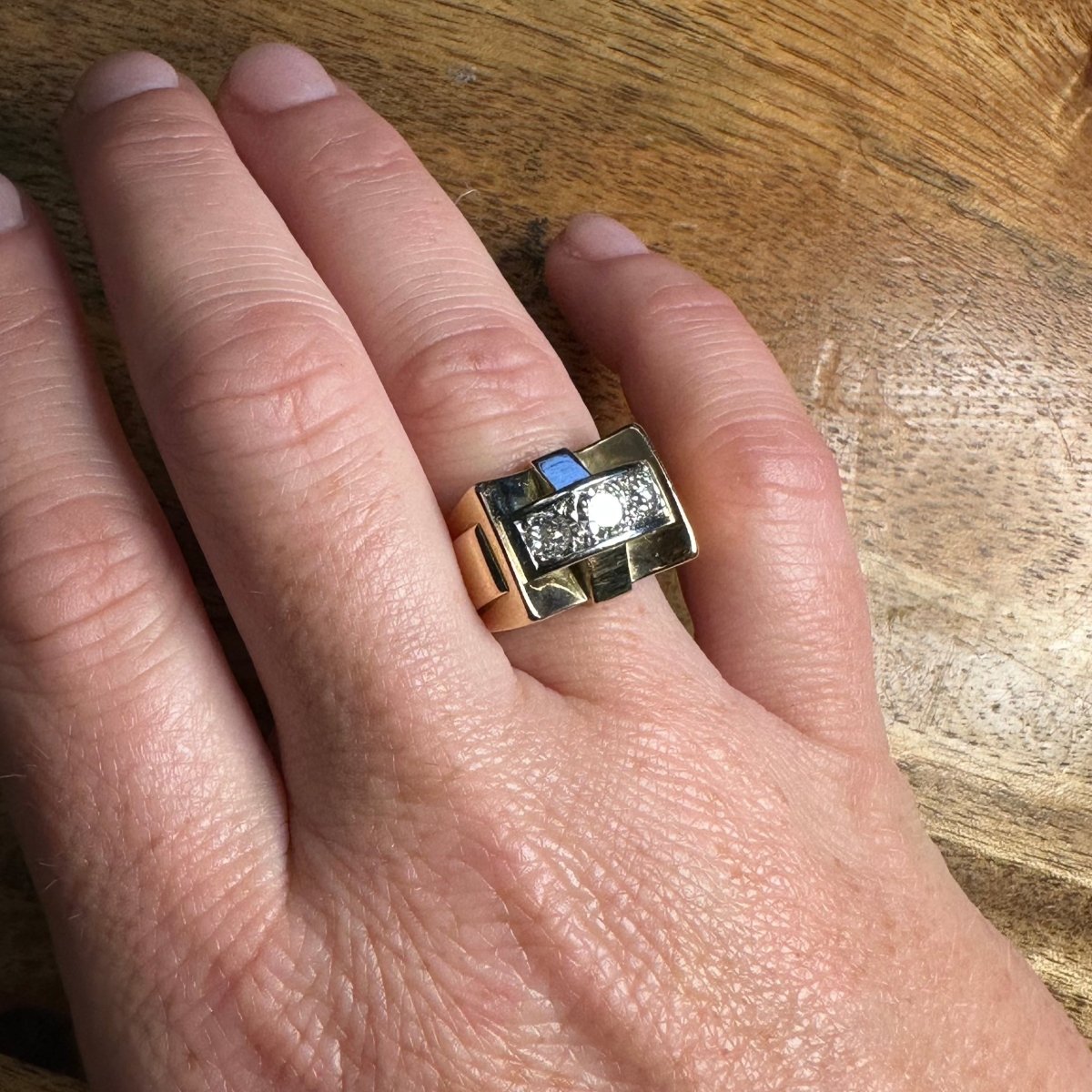 Bague Tank en or jaune, platine et diamants - Castafiore