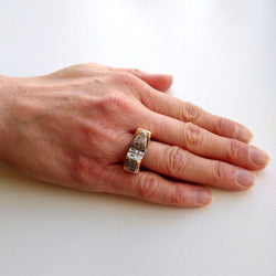 Bague Tank en or jaune, platine et diamants - Castafiore