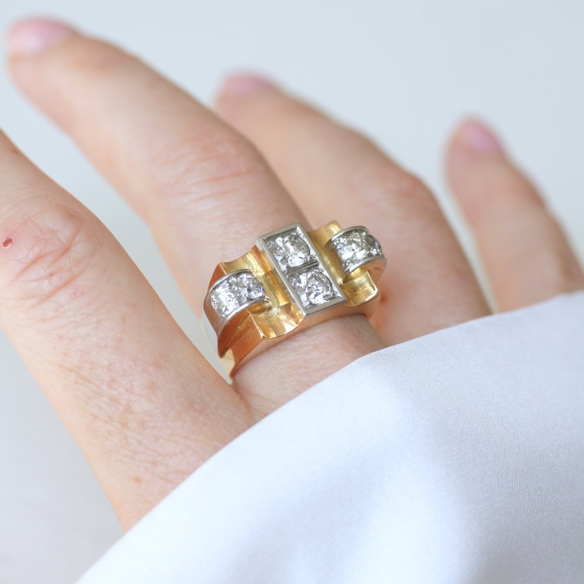 Bague Tank en or jaune, platine et diamants - Castafiore