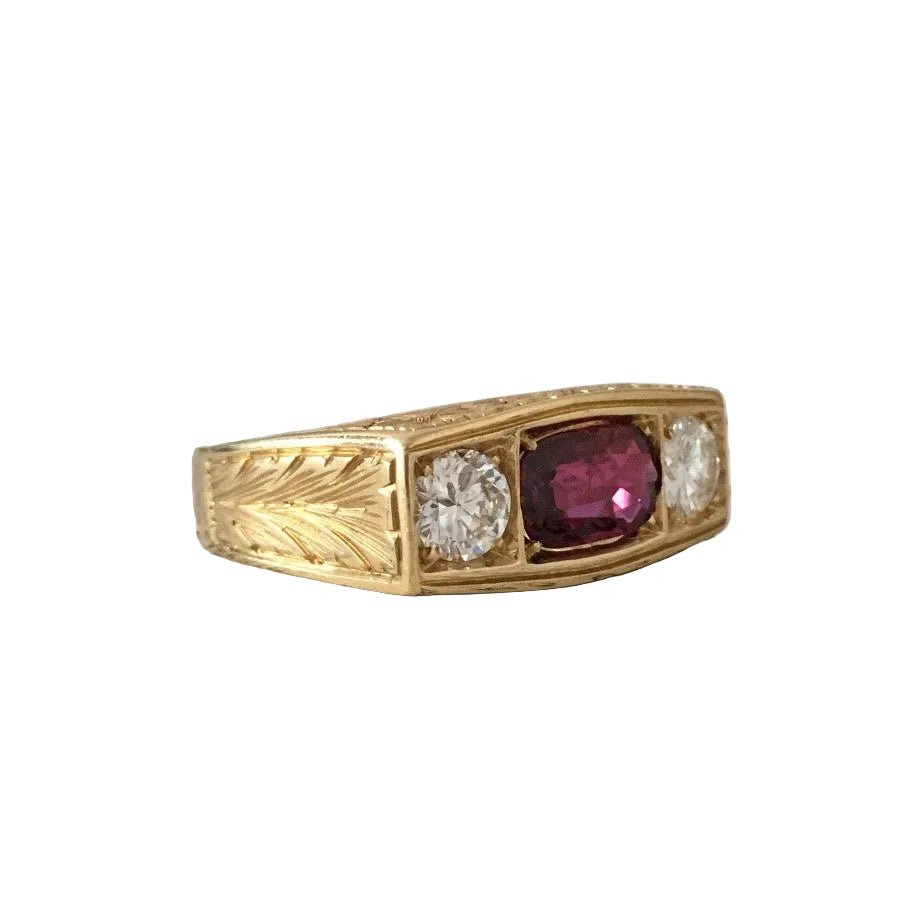 Bague Tank en or jaune, rubis et diamants - Castafiore