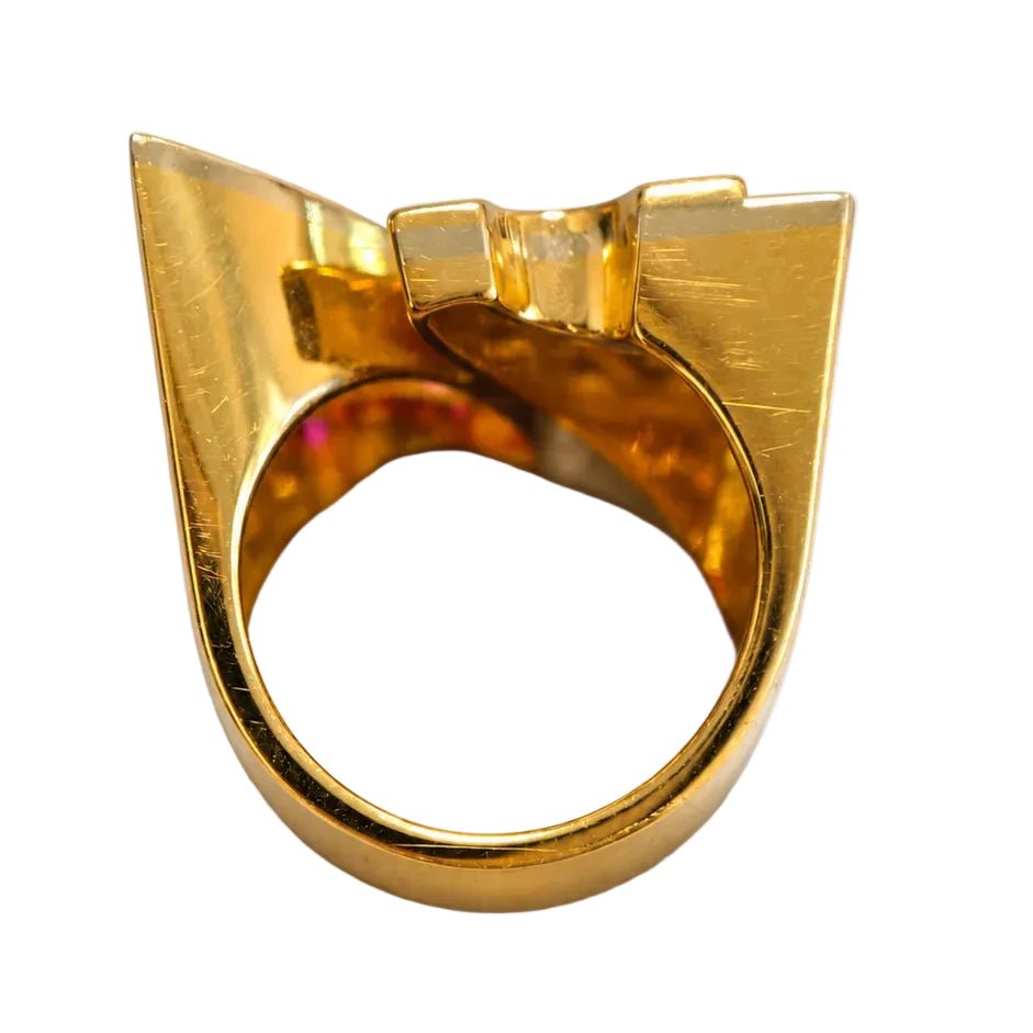 Bague Tank en or jaune, rubis et diamants - Castafiore
