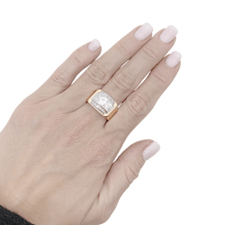 Bague tank en or rose, blanc et diamants. - Castafiore