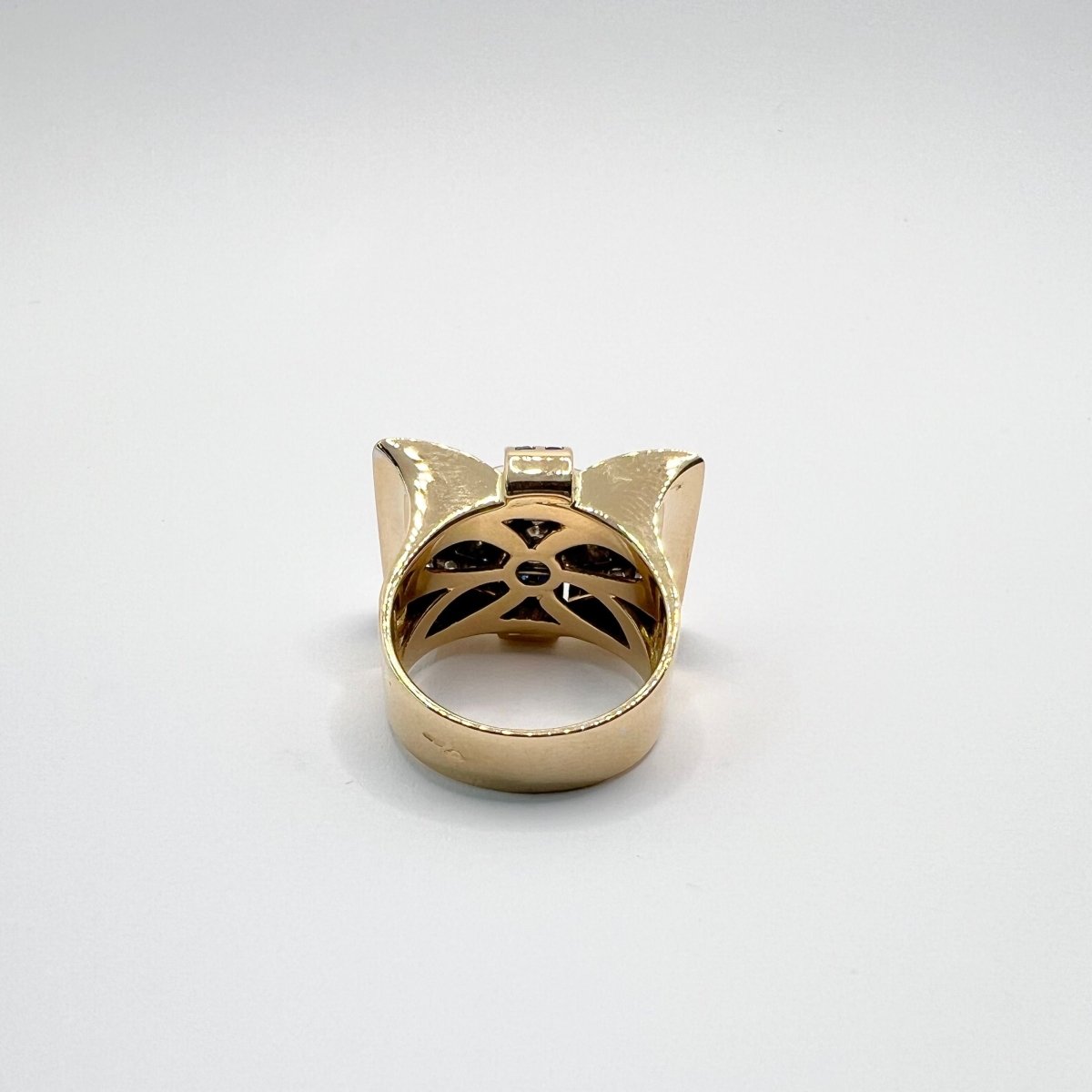 Bague Tank en or, saphirs et diamants - Castafiore