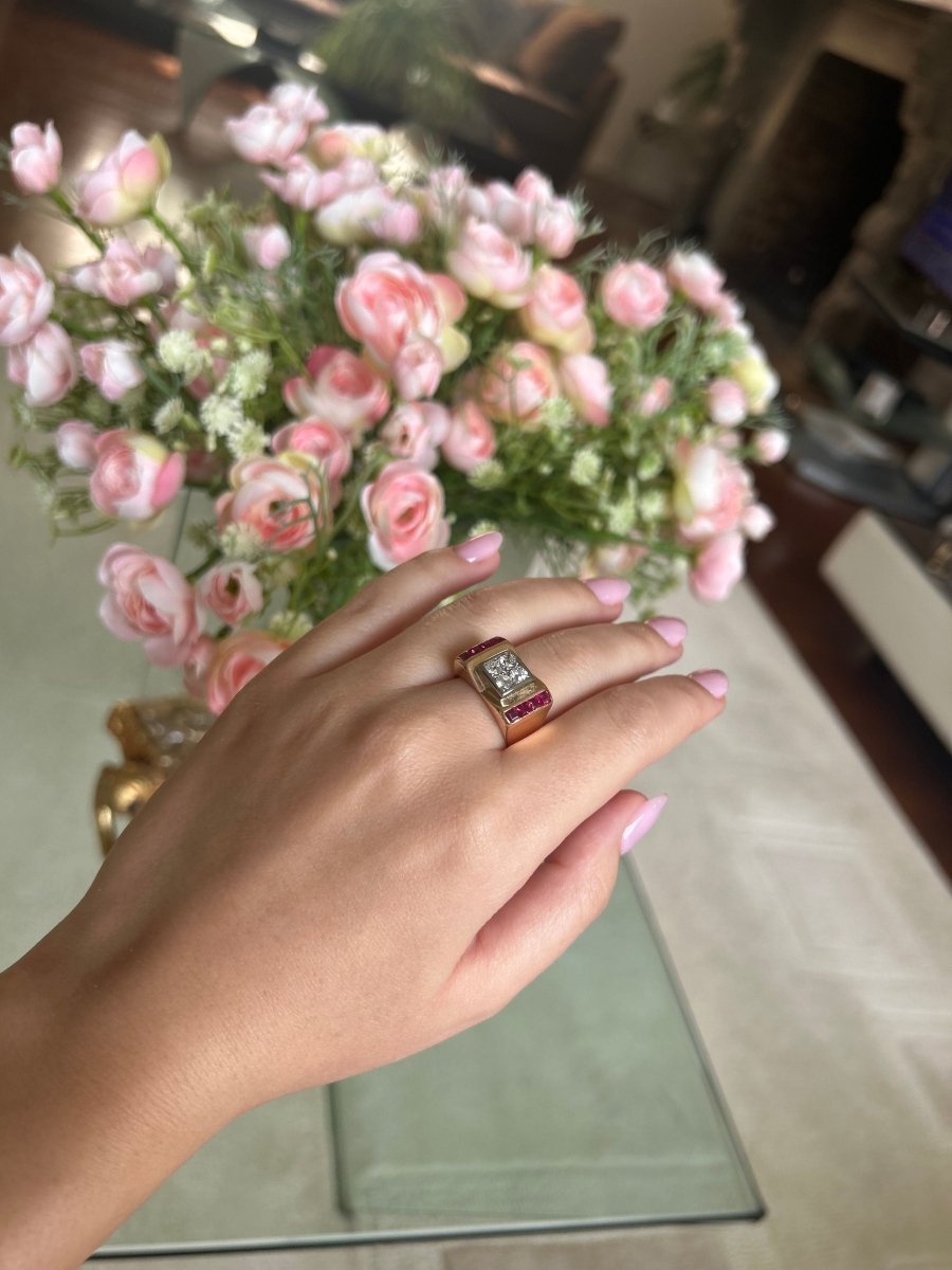 Bague TANK - Or, diamants et rubis - Castafiore