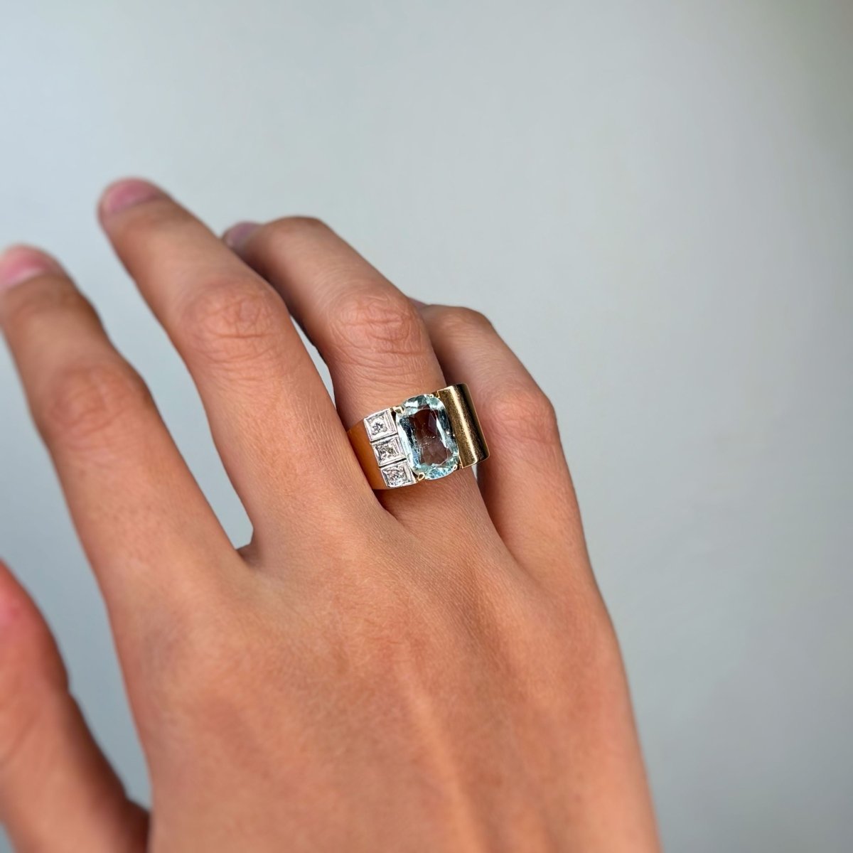 Bague Tank - Or jaune, Platine, Aigue - Marine et Diamants - Castafiore