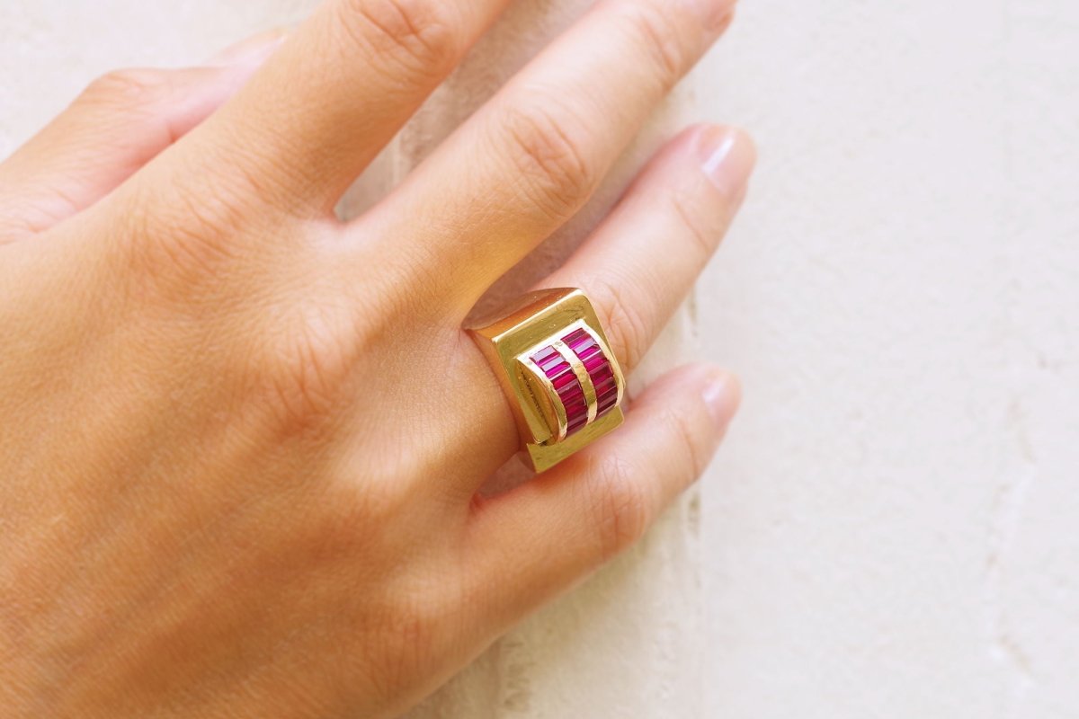 Bague Tank rubis en or - Castafiore