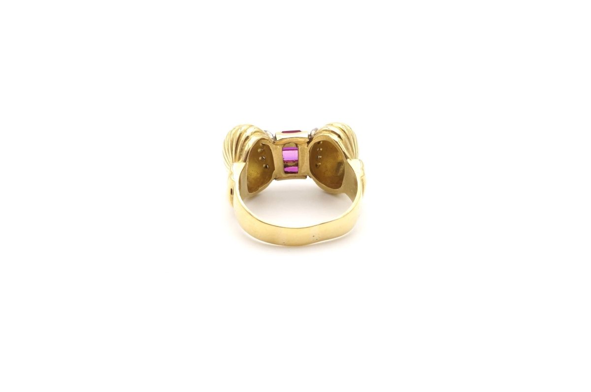 Bague tank rubis et diamants en or jaune 18k - Castafiore