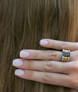 Bague Tank saphirs et diamants, Or 18 carats. - Castafiore