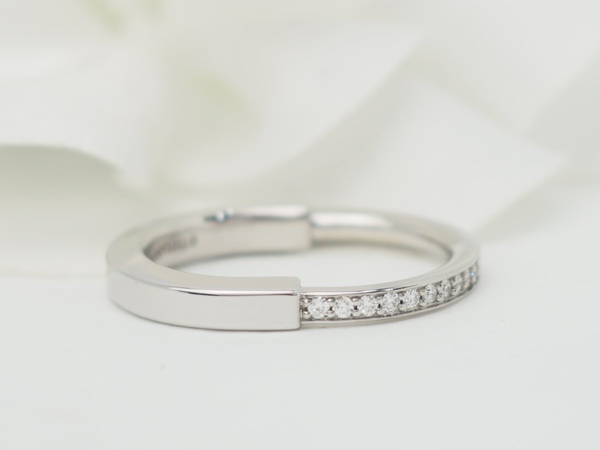 Bague Tiffany & Co en or blanc et diamants - Castafiore