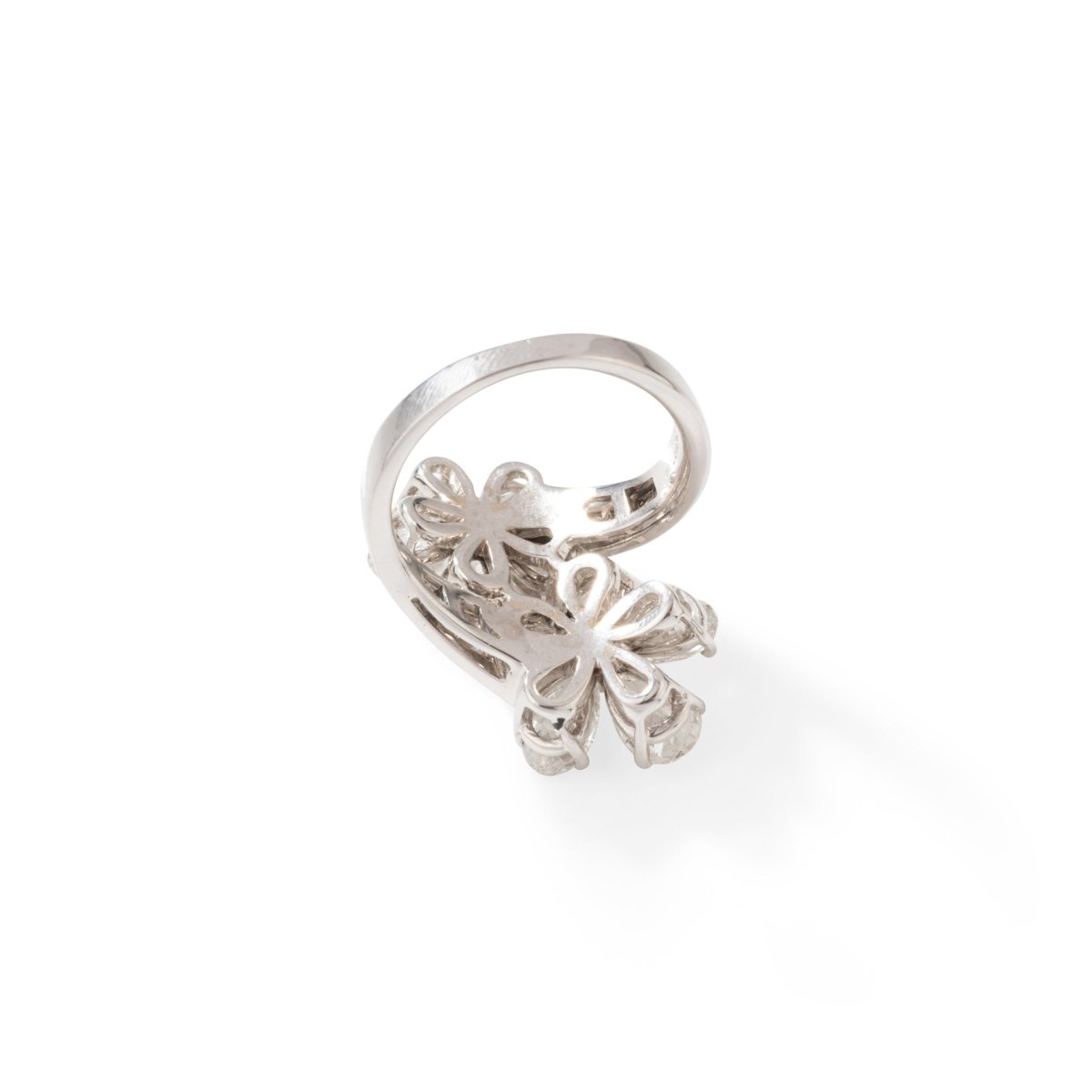 Bague Toi et Moi BULGARI Fleurs en or blanc et diamants - Castafiore