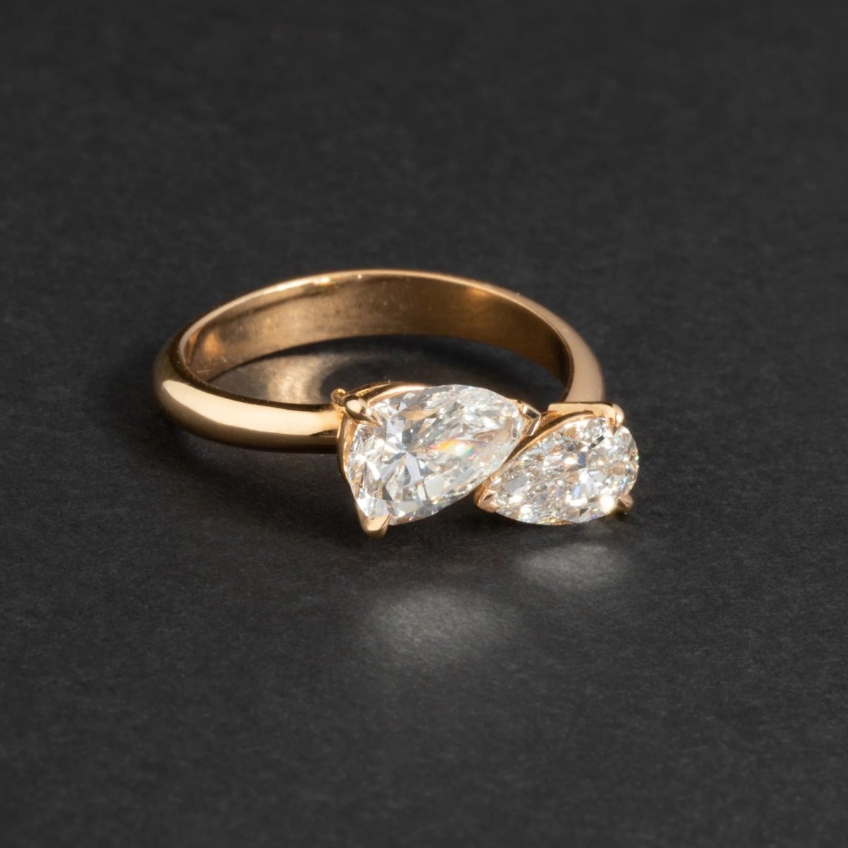 Bague Toi et Moi en or rose et diamants, pièce unique. - Castafiore