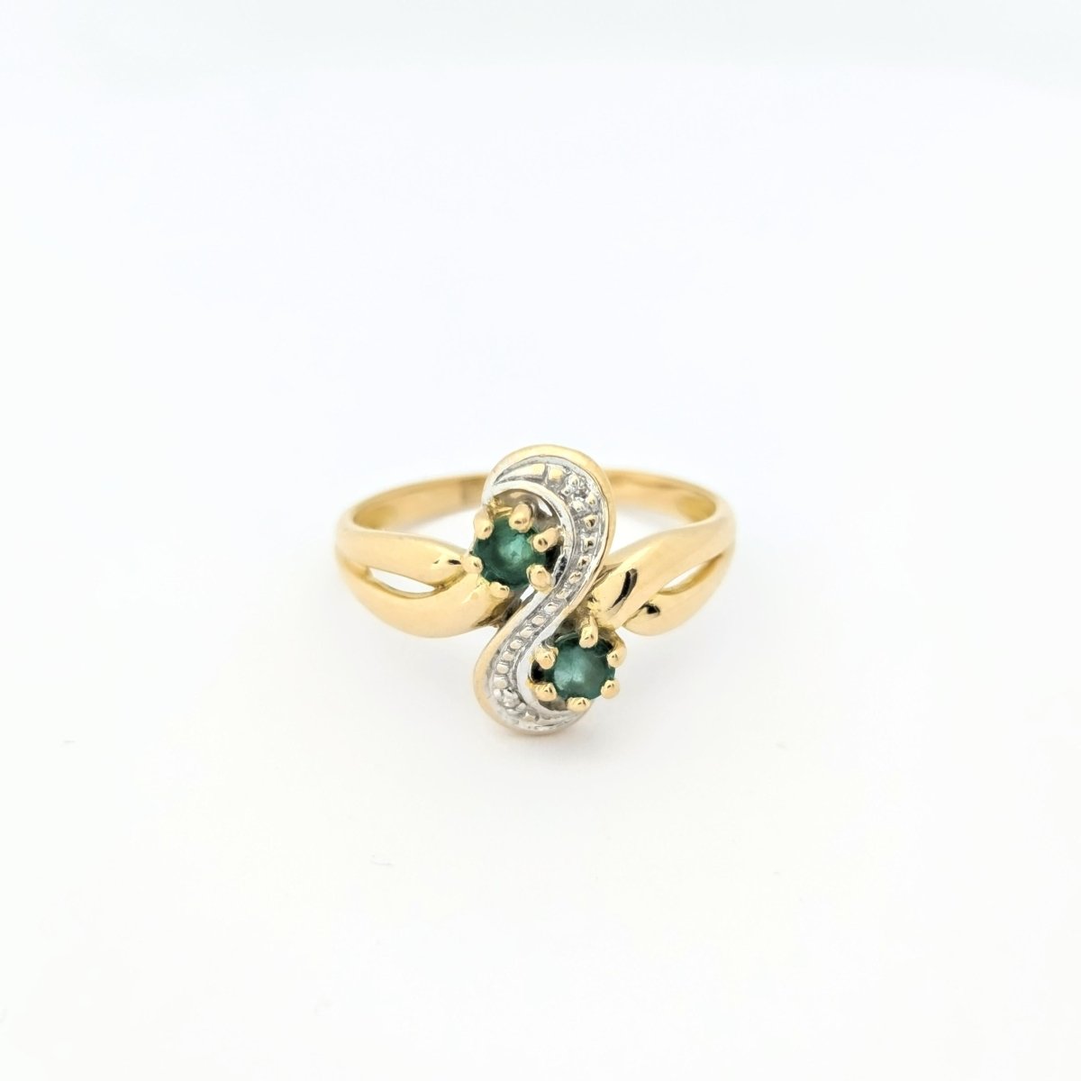 Bague « Toi et Moi » or jaune émeraudes et diamants - Castafiore