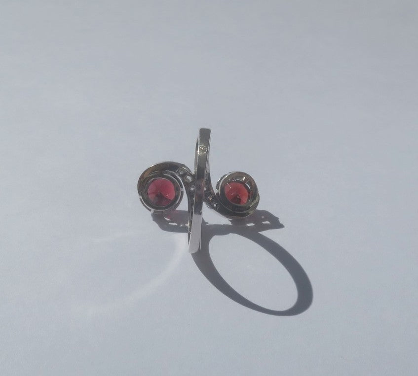 Bague Toi et Moi tourbillons XIXe Grenats Diamants Platine - Castafiore