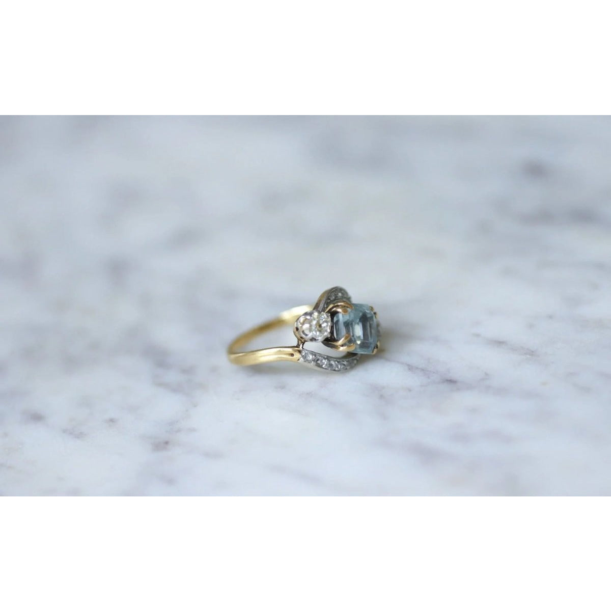 Bague Toi & Moi diamants et aigue marine - Castafiore