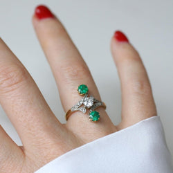 Bague Toi & Moi Diamants et Emeraudes sur Or et Platine - Castafiore