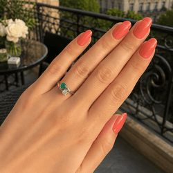 Bague Toi & Moi en or blanc, émeraude et diamant - Castafiore
