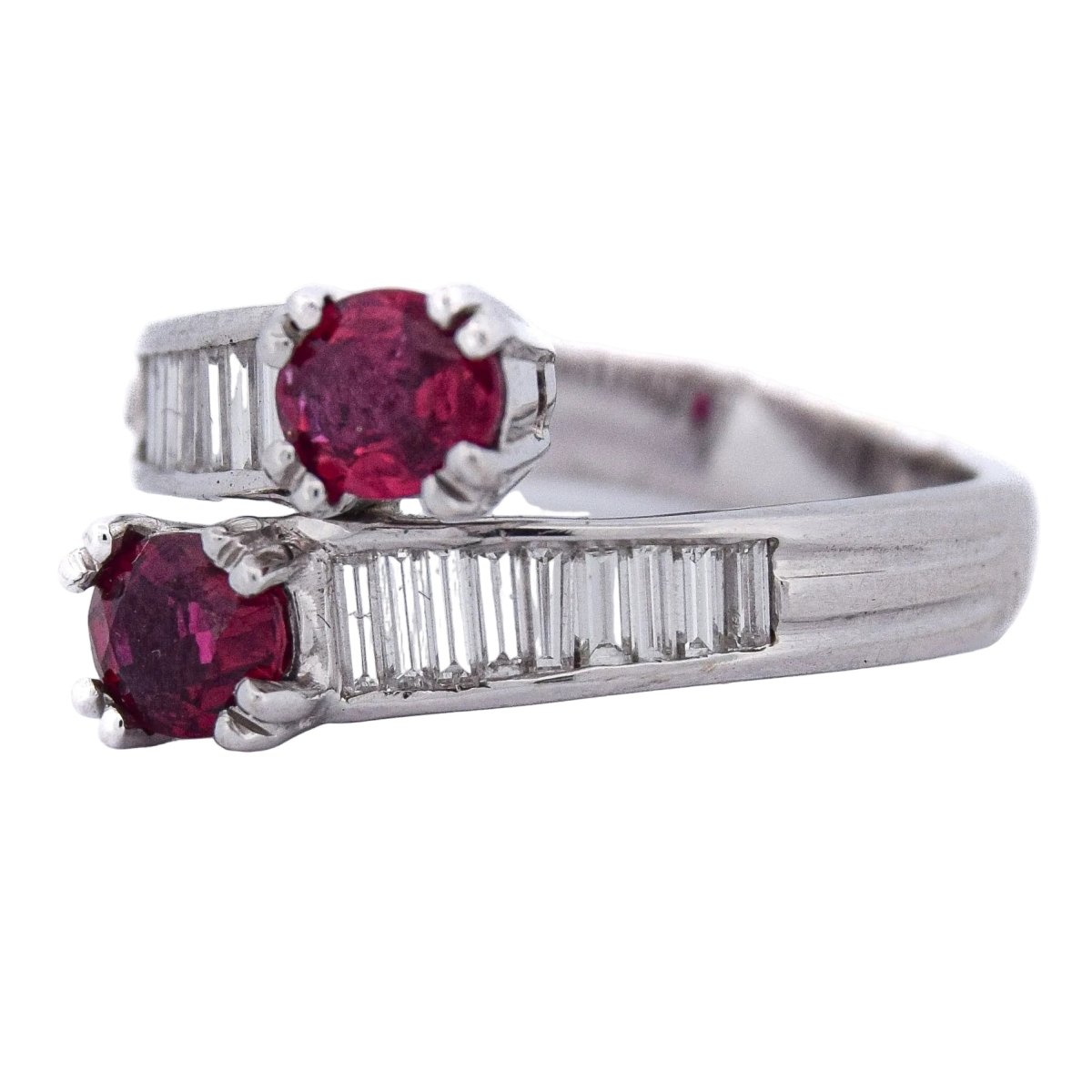 Bague Toi & Moi en or blanc, rubis et diamants - Castafiore