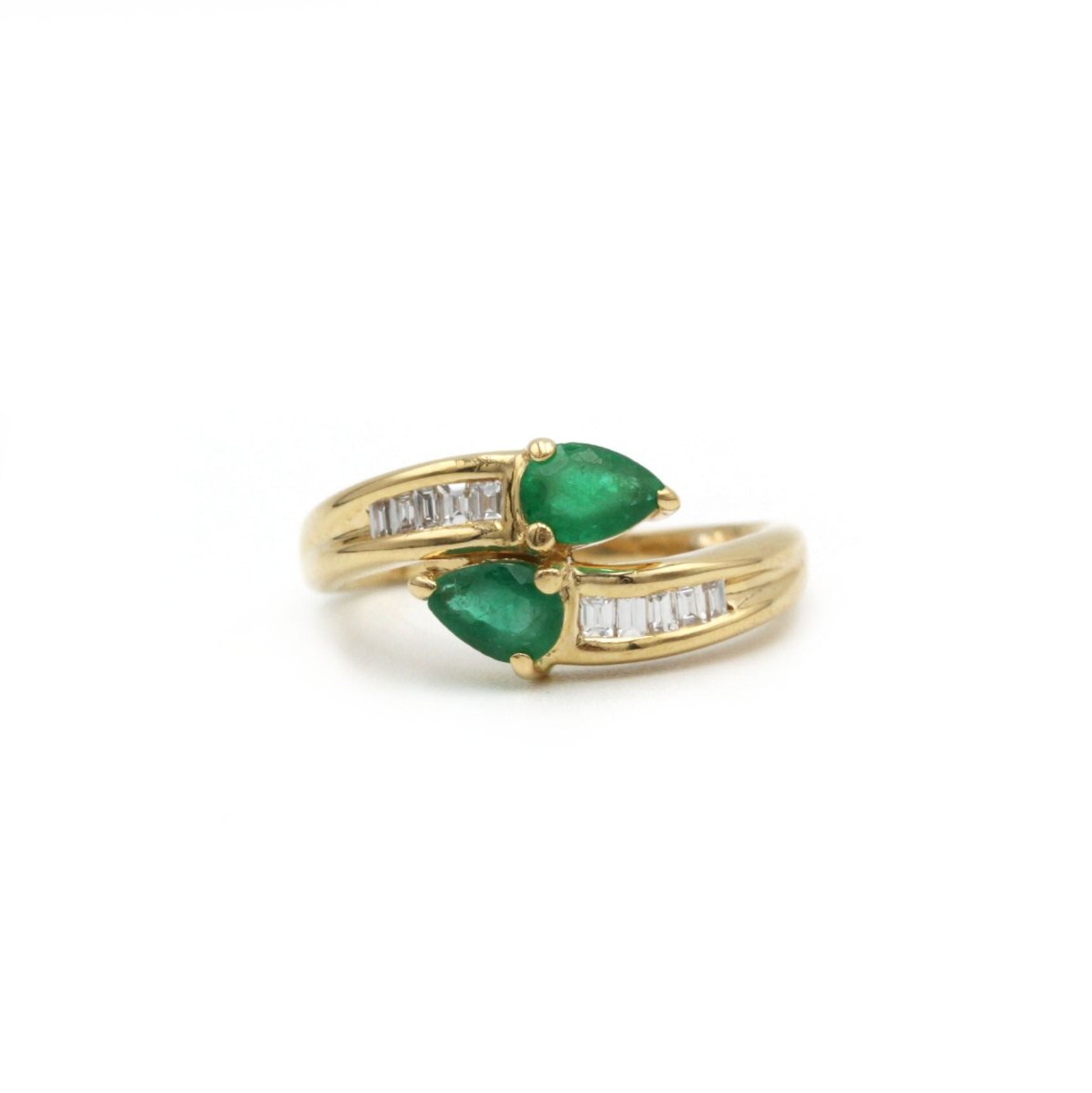 Bague Toi & Moi en or jaune, émeraudes et diamants - Castafiore