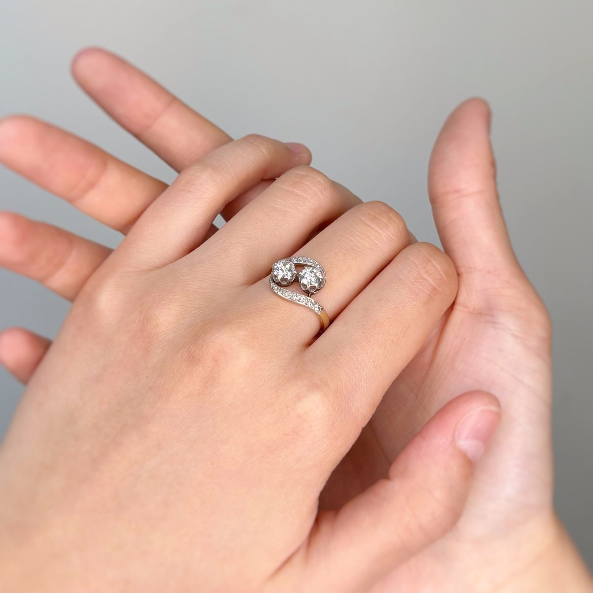 Bague Toi & Moi en or jaune, platine et diamants - Castafiore