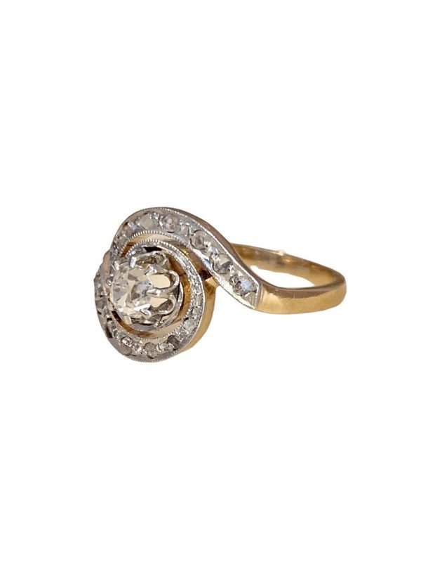 Bague tourbillon ancienne, en or Jaune 18k, platine et diamants