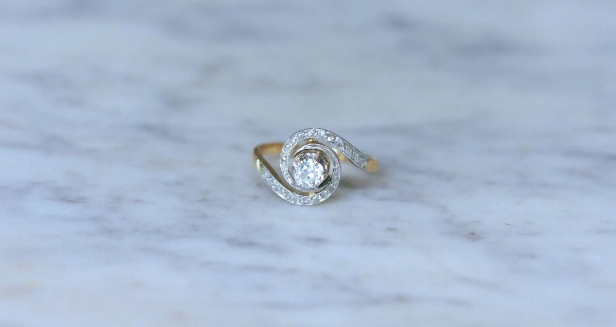 Bague Tourbillon Diamant Or Jaune et Platine - Castafiore