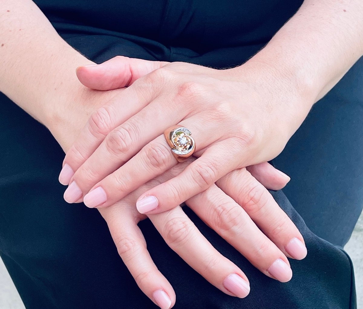 Bague Tourbillon diamants en or rose - Castafiore