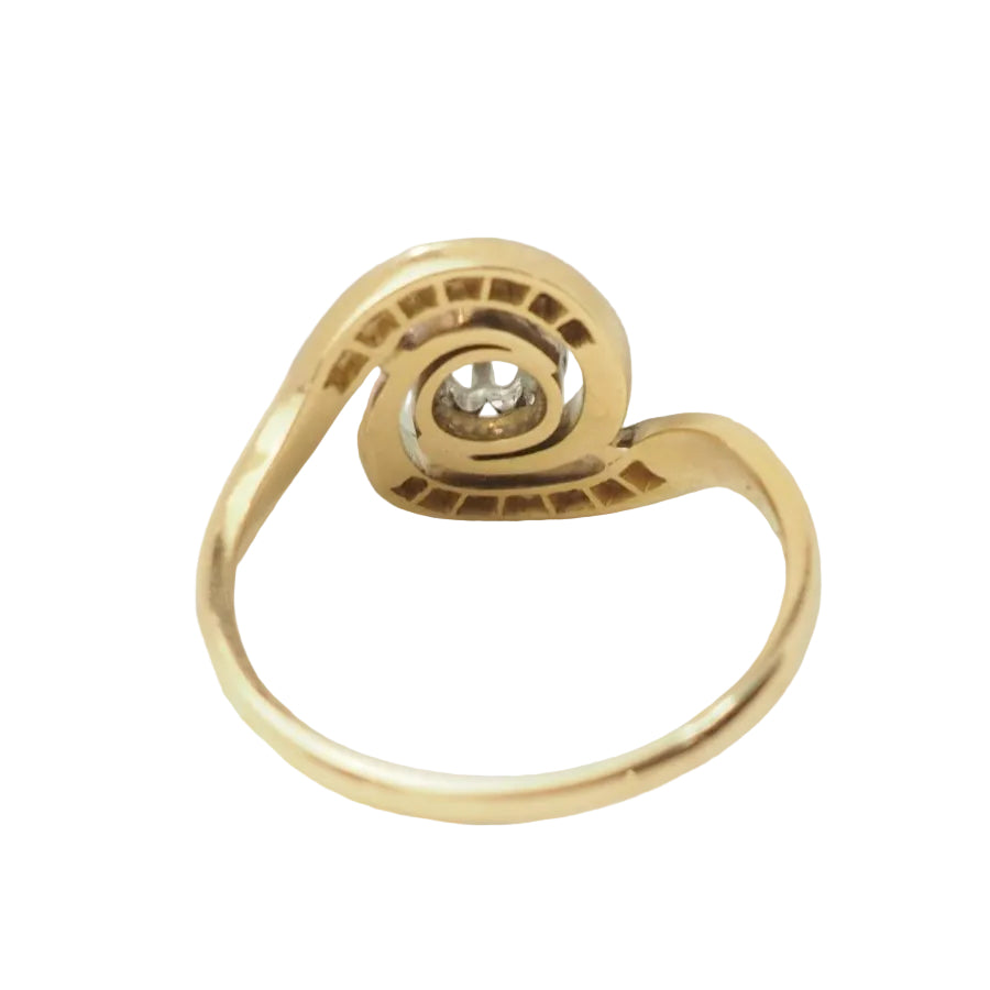 Bague tourbillon en or bicolore et diamants - Castafiore