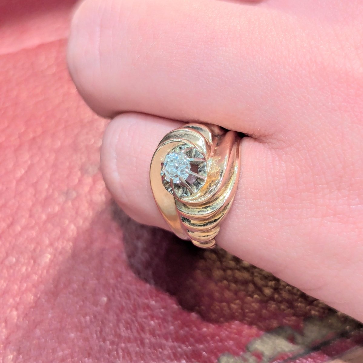 Bague Tourbillon en or rose et diamant - Castafiore