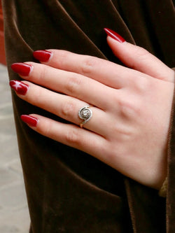 Bague tourbillon or platine diamants taille ancienne 0,10 ct - Castafiore