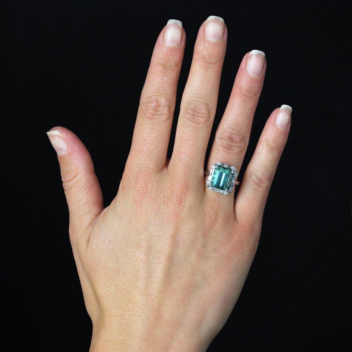 Bague Tourmaline et diamants taille baguette et brillant en or blanc - Castafiore